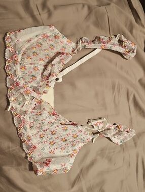 White Floral Lace Trim Bralette - Women Intimates